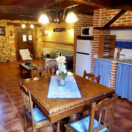 Apartamentos Rurales La Tabla Alles Kültér fotó