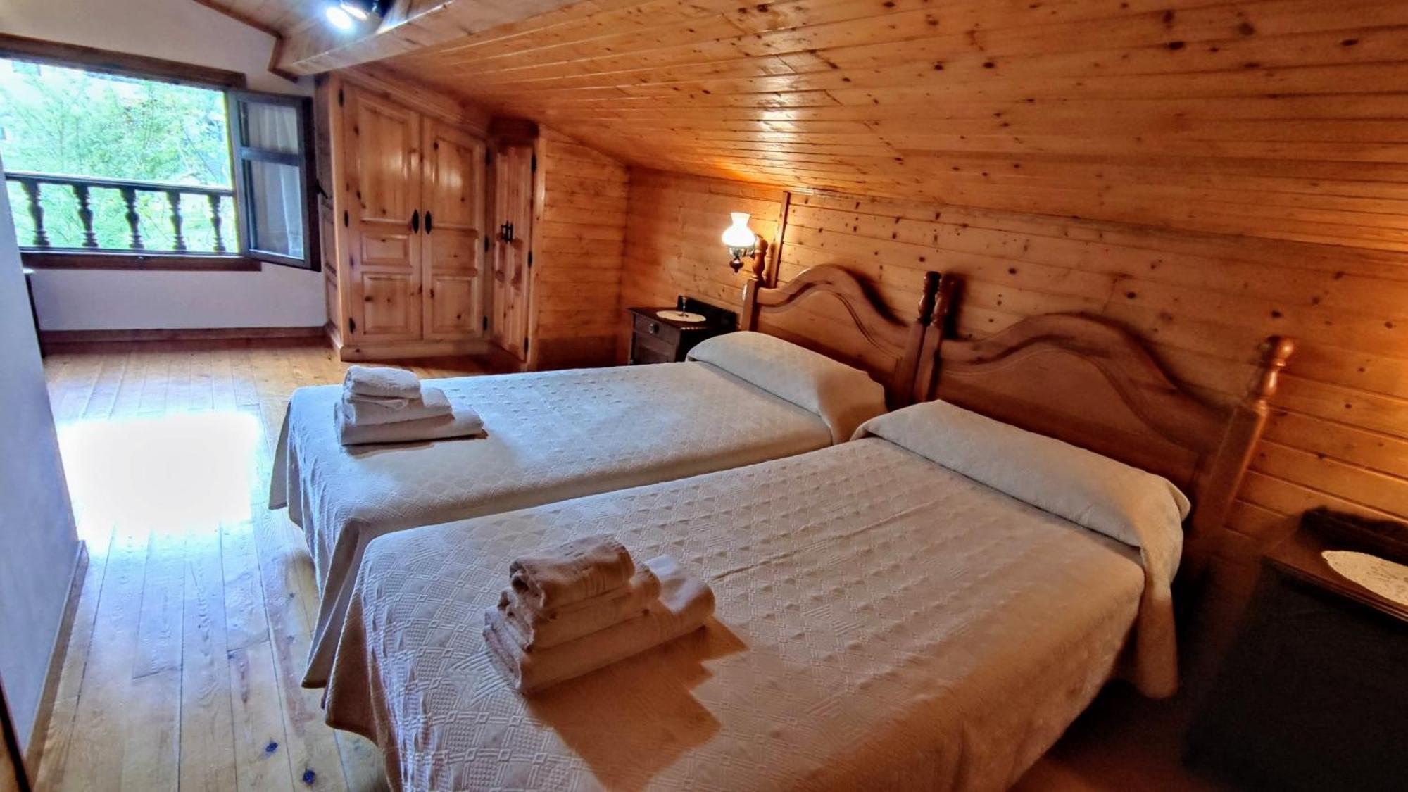 Apartamentos Rurales La Tabla Alles Kültér fotó