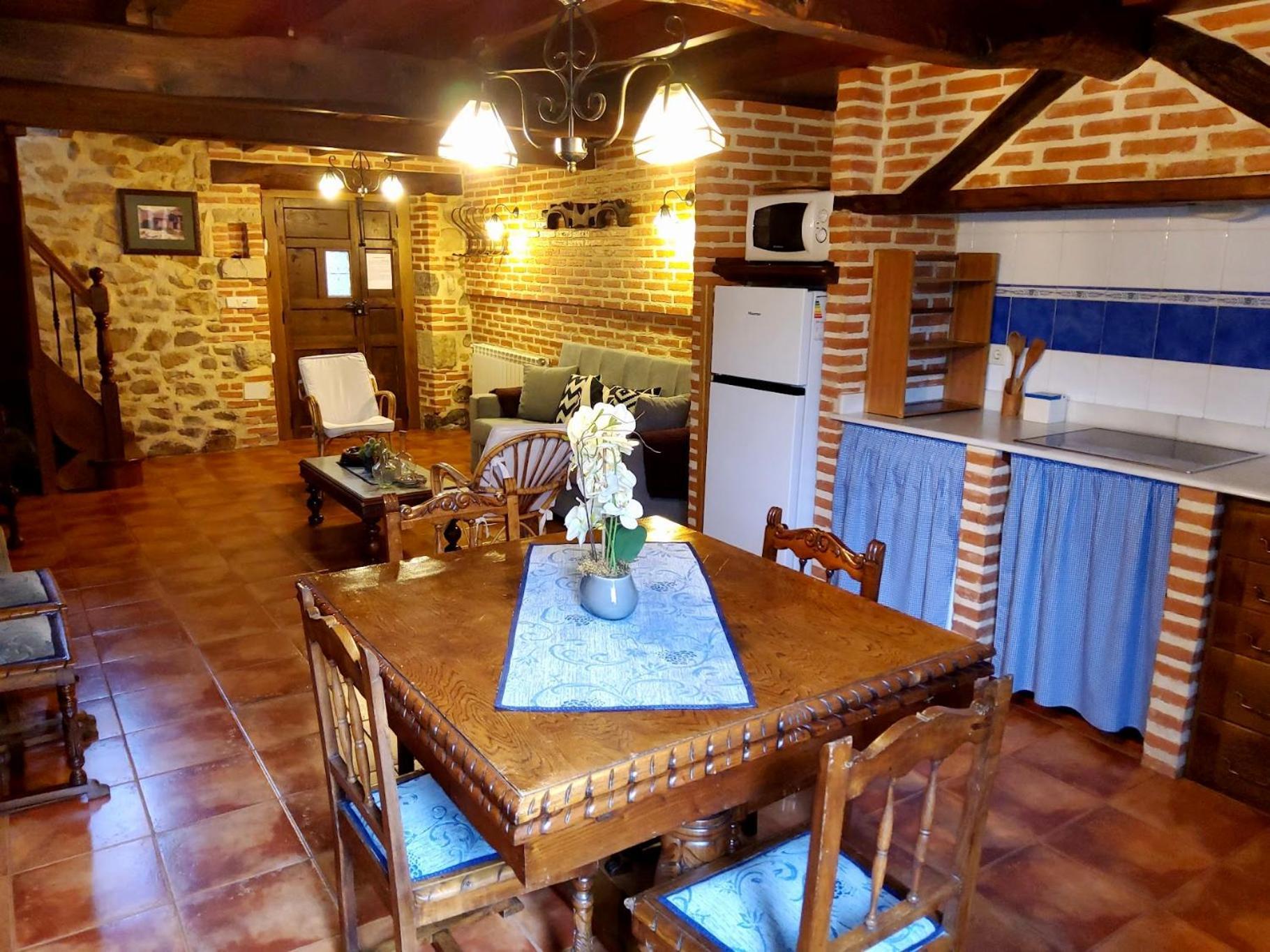 Apartamentos Rurales La Tabla Alles Kültér fotó